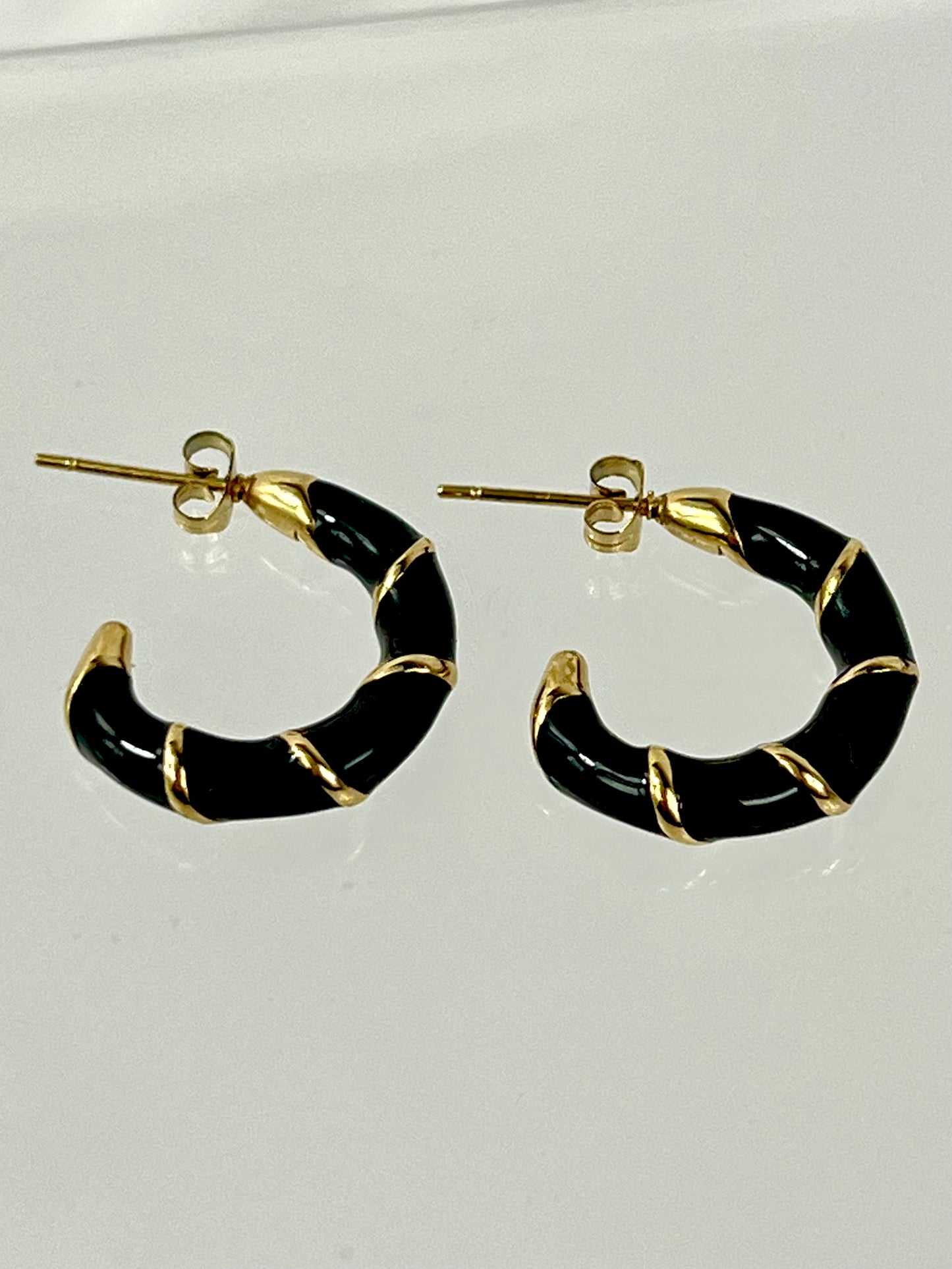 Regina Earrings Black