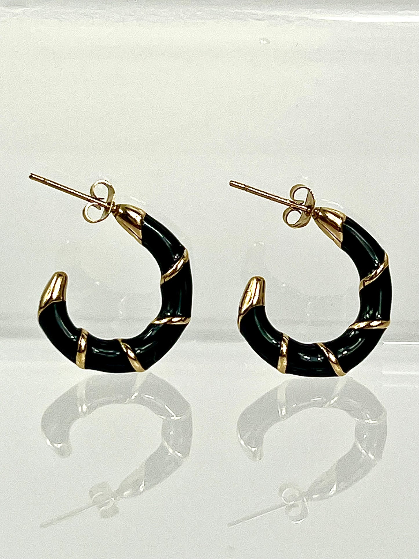 Regina Earrings Black